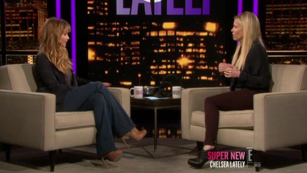 Chelsea_Lately_2012_03_22_Jennifer_Lawrence_HDTV_XviD-2HD_avi0210.jpg