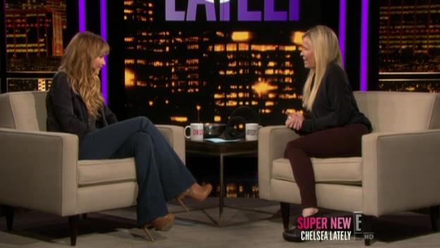 Chelsea_Lately_2012_03_22_Jennifer_Lawrence_HDTV_XviD-2HD_avi0246.jpg