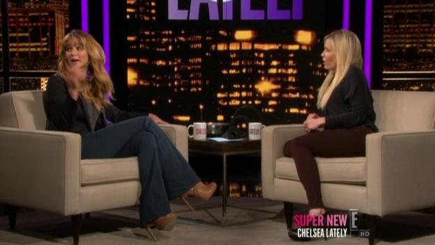 Chelsea_Lately_2012_03_22_Jennifer_Lawrence_HDTV_XviD-2HD_avi0393.jpg