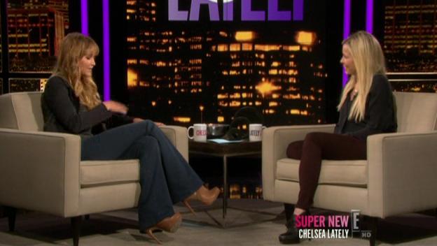 Chelsea_Lately_2012_03_22_Jennifer_Lawrence_HDTV_XviD-2HD_avi1064.jpg