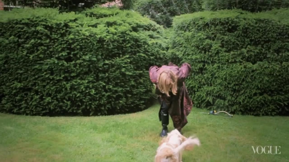 vogue_285329.jpg