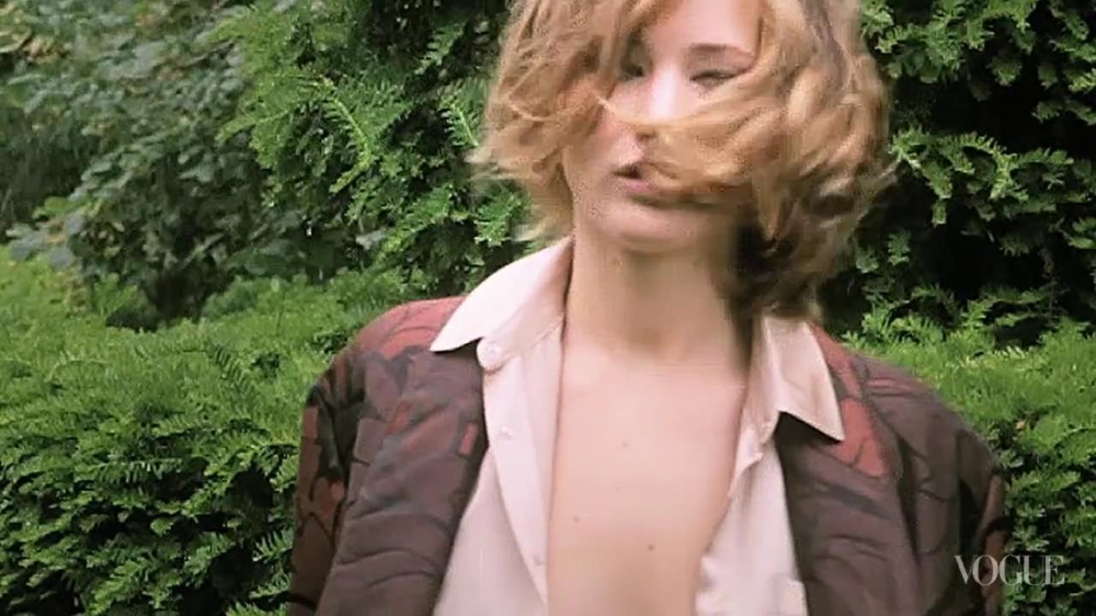 vogue_286729.jpg