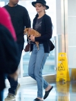 Filename=014~356.jpg
Filesize=1306KiB
Dimensions=2133x3199
Date added=Jul 19, 2018 014~356.jpg