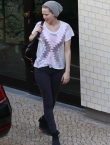 Filename=1_28629~82.jpg
Filesize=1321KiB
Dimensions=2362x3543
Date added=Aug 08, 2014 1_28629~82.jpg