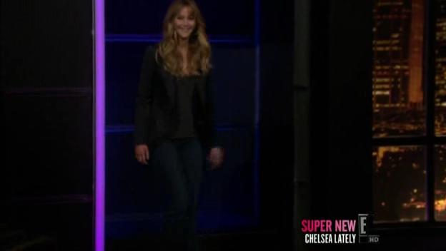 Chelsea_Lately_2012_03_22_Jennifer_Lawrence_HDTV_XviD-2HD_avi0166.jpg