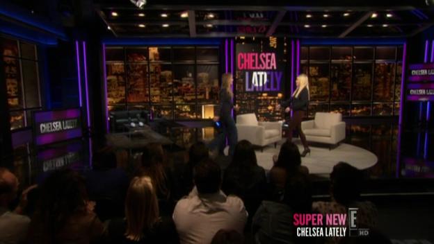 Chelsea_Lately_2012_03_22_Jennifer_Lawrence_HDTV_XviD-2HD_avi0176.jpg