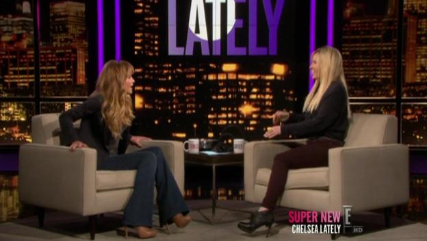 Chelsea_Lately_2012_03_22_Jennifer_Lawrence_HDTV_XviD-2HD_avi0195.jpg