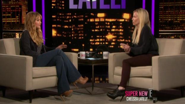 Chelsea_Lately_2012_03_22_Jennifer_Lawrence_HDTV_XviD-2HD_avi0215.jpg