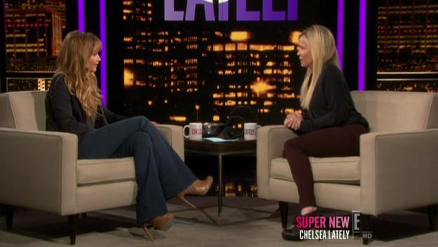 Chelsea_Lately_2012_03_22_Jennifer_Lawrence_HDTV_XviD-2HD_avi0234.jpg
