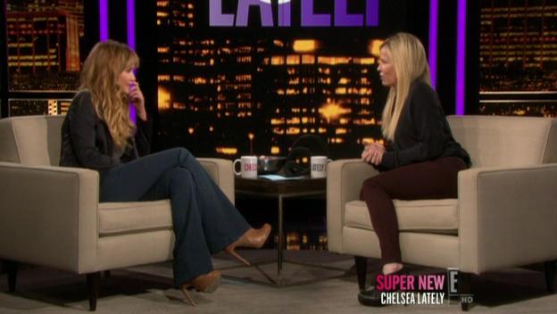 Chelsea_Lately_2012_03_22_Jennifer_Lawrence_HDTV_XviD-2HD_avi0238.jpg
