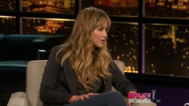 Chelsea_Lately_2012_03_22_Jennifer_Lawrence_HDTV_XviD-2HD_avi0341.jpg