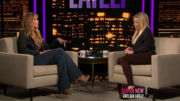 Chelsea_Lately_2012_03_22_Jennifer_Lawrence_HDTV_XviD-2HD_avi0365.jpg