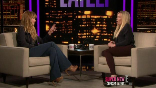 Chelsea_Lately_2012_03_22_Jennifer_Lawrence_HDTV_XviD-2HD_avi0383.jpg