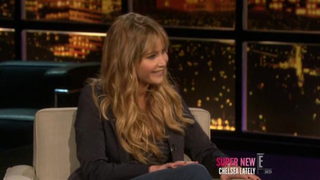 Chelsea_Lately_2012_03_22_Jennifer_Lawrence_HDTV_XviD-2HD_avi0470.jpg