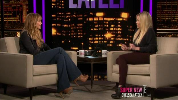 Chelsea_Lately_2012_03_22_Jennifer_Lawrence_HDTV_XviD-2HD_avi0527.jpg