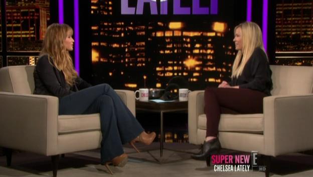 Chelsea_Lately_2012_03_22_Jennifer_Lawrence_HDTV_XviD-2HD_avi0558.jpg