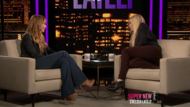 Chelsea_Lately_2012_03_22_Jennifer_Lawrence_HDTV_XviD-2HD_avi0562.jpg
