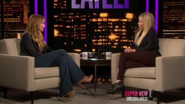 Chelsea_Lately_2012_03_22_Jennifer_Lawrence_HDTV_XviD-2HD_avi0568.jpg