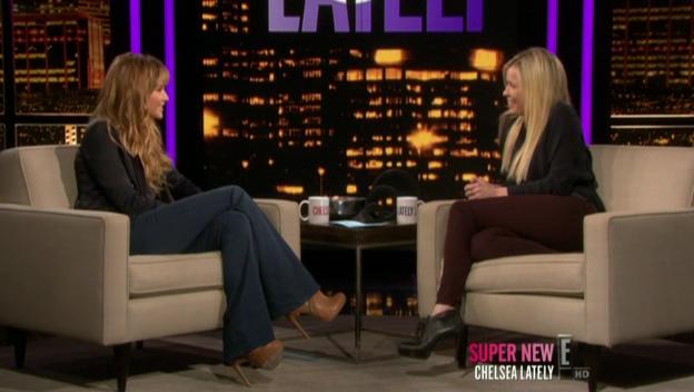 Chelsea_Lately_2012_03_22_Jennifer_Lawrence_HDTV_XviD-2HD_avi0591.jpg