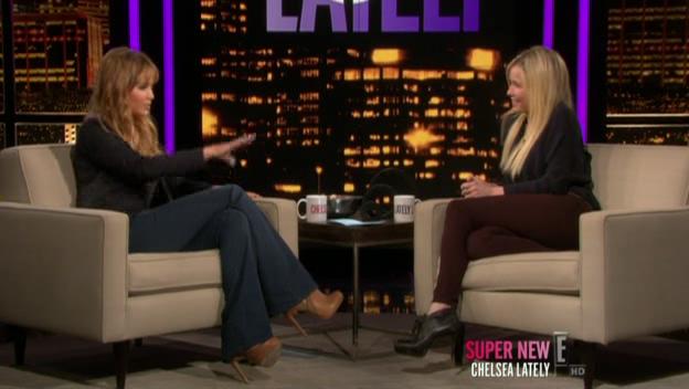 Chelsea_Lately_2012_03_22_Jennifer_Lawrence_HDTV_XviD-2HD_avi0605.jpg