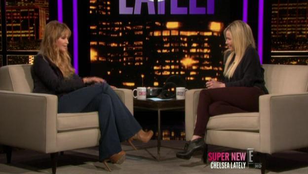 Chelsea_Lately_2012_03_22_Jennifer_Lawrence_HDTV_XviD-2HD_avi0611.jpg