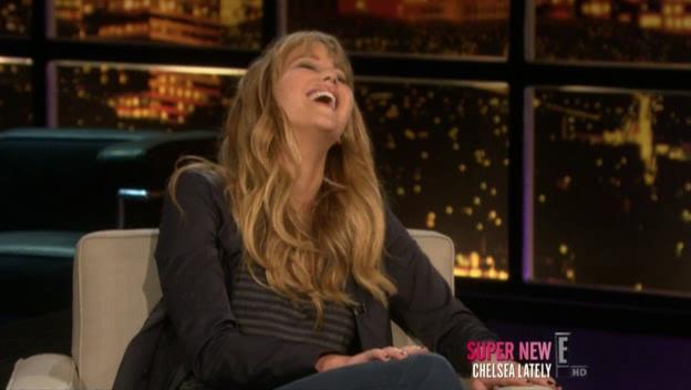 Chelsea_Lately_2012_03_22_Jennifer_Lawrence_HDTV_XviD-2HD_avi0752.jpg