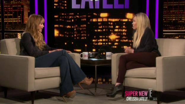 Chelsea_Lately_2012_03_22_Jennifer_Lawrence_HDTV_XviD-2HD_avi0774.jpg