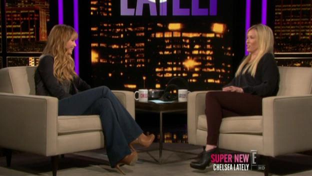 Chelsea_Lately_2012_03_22_Jennifer_Lawrence_HDTV_XviD-2HD_avi0835.jpg