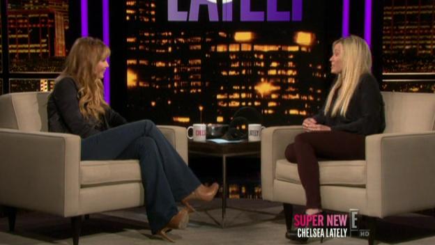 Chelsea_Lately_2012_03_22_Jennifer_Lawrence_HDTV_XviD-2HD_avi0855.jpg