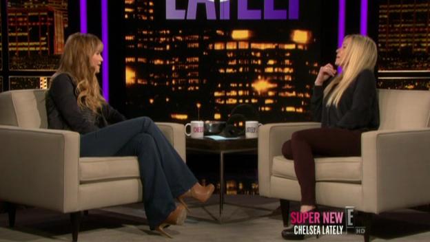 Chelsea_Lately_2012_03_22_Jennifer_Lawrence_HDTV_XviD-2HD_avi0882.jpg