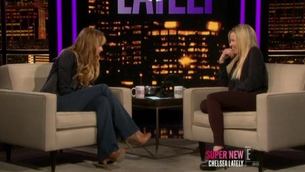 Chelsea_Lately_2012_03_22_Jennifer_Lawrence_HDTV_XviD-2HD_avi0900.jpg