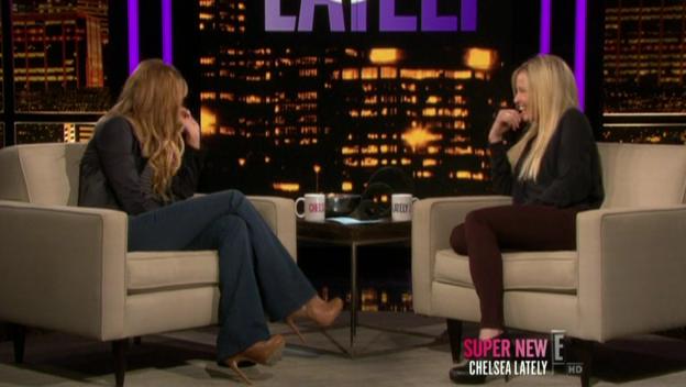 Chelsea_Lately_2012_03_22_Jennifer_Lawrence_HDTV_XviD-2HD_avi0906.jpg