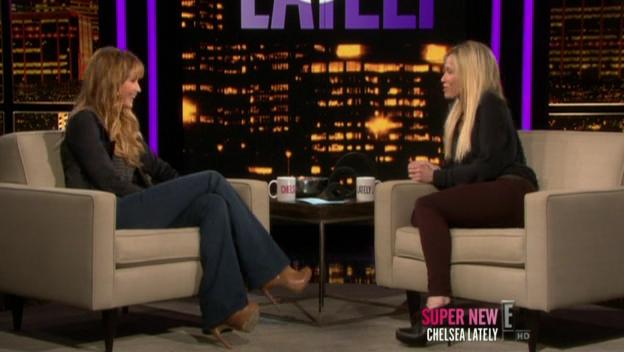 Chelsea_Lately_2012_03_22_Jennifer_Lawrence_HDTV_XviD-2HD_avi0935.jpg