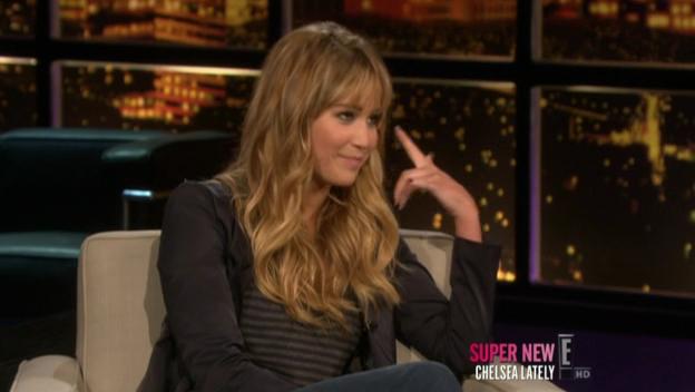 Chelsea_Lately_2012_03_22_Jennifer_Lawrence_HDTV_XviD-2HD_avi0955.jpg
