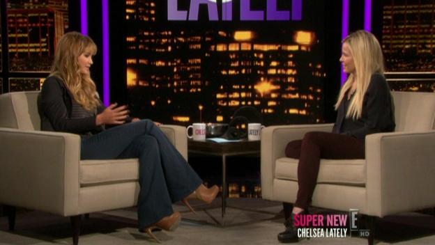 Chelsea_Lately_2012_03_22_Jennifer_Lawrence_HDTV_XviD-2HD_avi1076.jpg