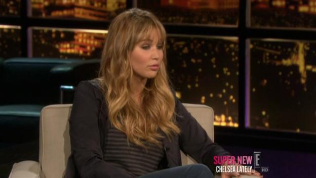 Chelsea_Lately_2012_03_22_Jennifer_Lawrence_HDTV_XviD-2HD_avi1127.jpg